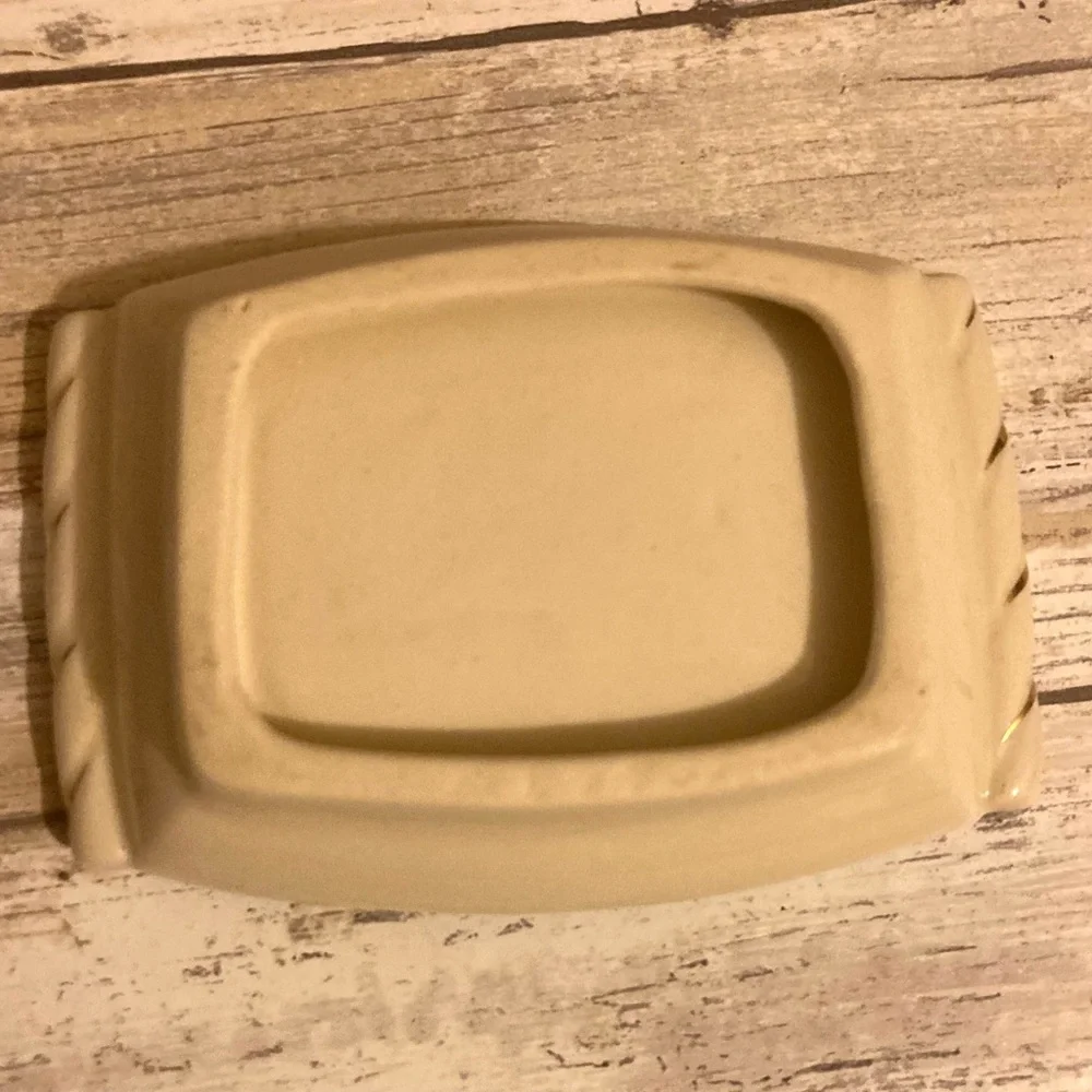 Vintage Jewelry/Trinket Dish - Picture 2 of 2